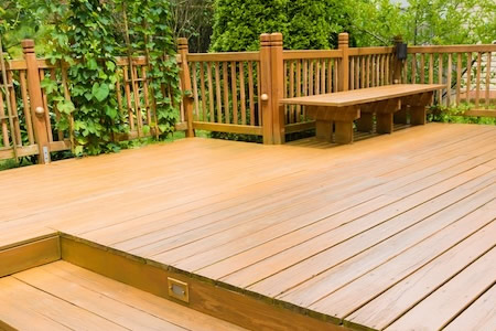 Composite vs Wood Decks in Kirkland & Woodinville: Which Is Worth It?