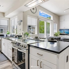 Bellevue-Condo-Transformation-KG-Construction-Completes-Stunning-Whole-Home-Remodel 5