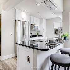 Bellevue-Condo-Transformation-KG-Construction-Completes-Stunning-Whole-Home-Remodel 6