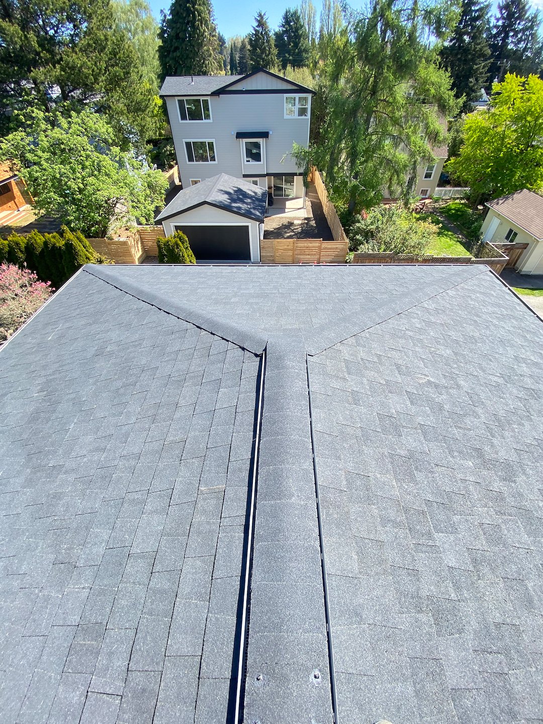 Edmonds Home Gets a Modern Roof Replacement from KG Construction!