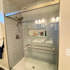 Edmonds-Tub-to-Walk-In-Shower-Conversion-Modern-Accessible 2